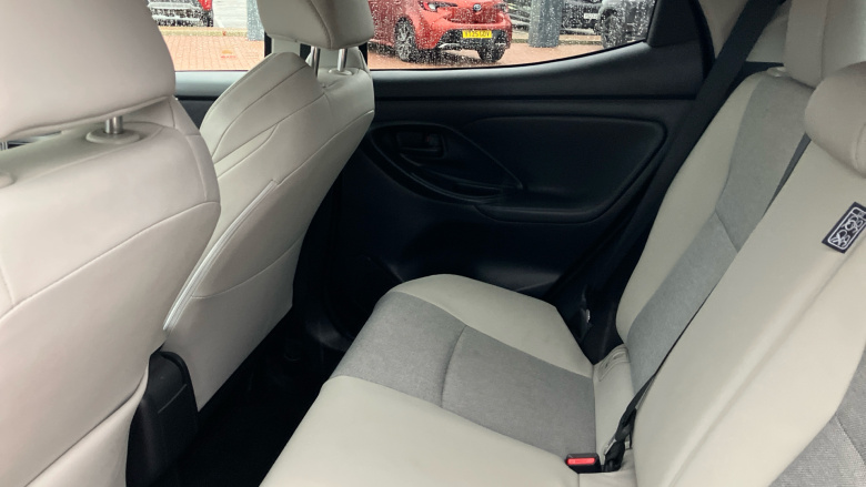 Toyota Yaris 1.5 Hybrid Excel 5dr CVT Hybrid Hatchback